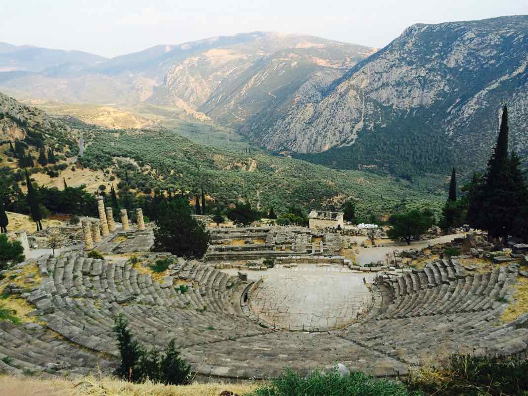 Life Lessons from Greek Mythology Delphi Oracle