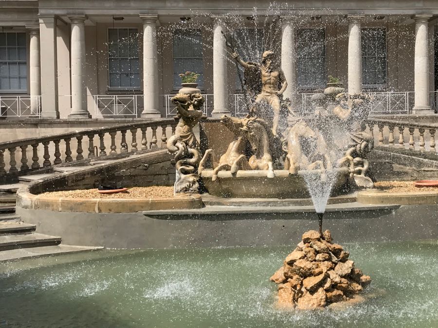 Fountain of The Gods - 7 tips from 1803 visitors