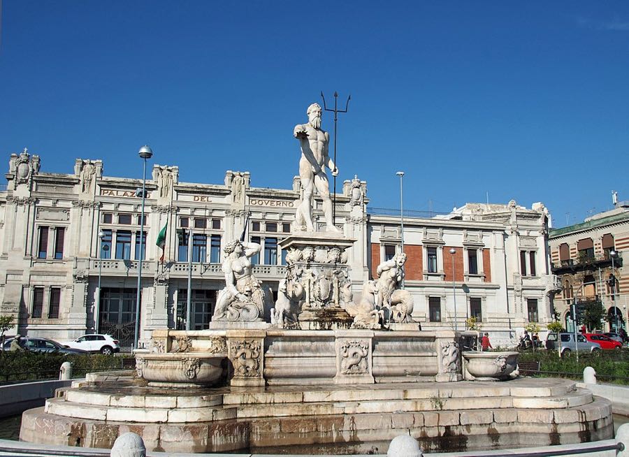 Best Fountains in Italy Fontana di Nettuno Messina