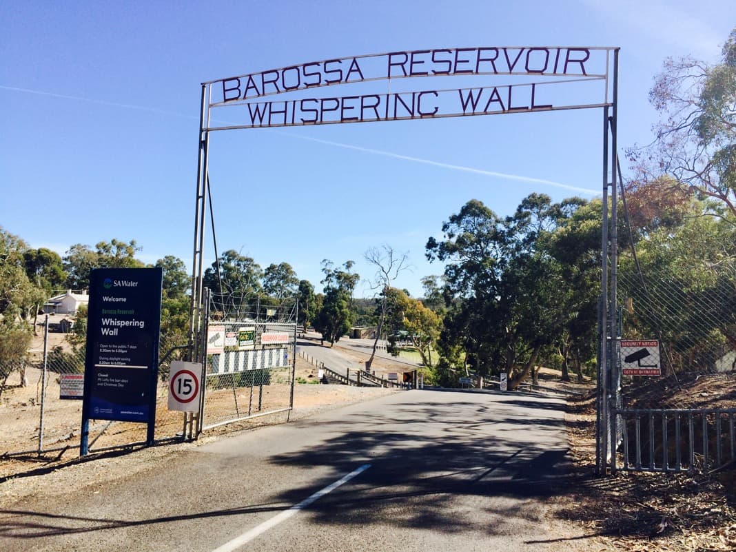 Barossa Reservoir Whispering Wall Entrance