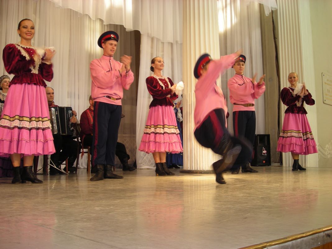 Russian Cultural Dancing St Petersburg