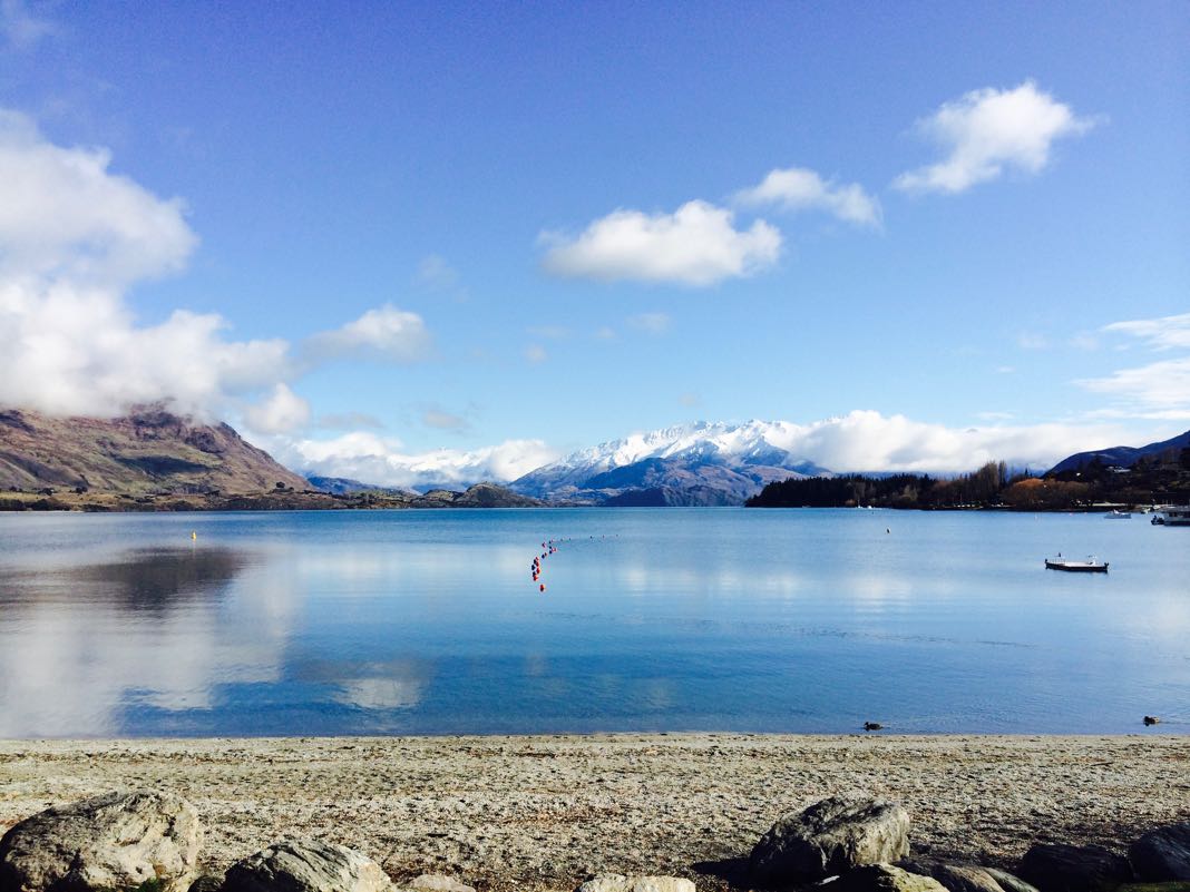 Wanaka Lake New Zealand