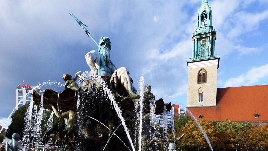 Neptune Fountain Berlin