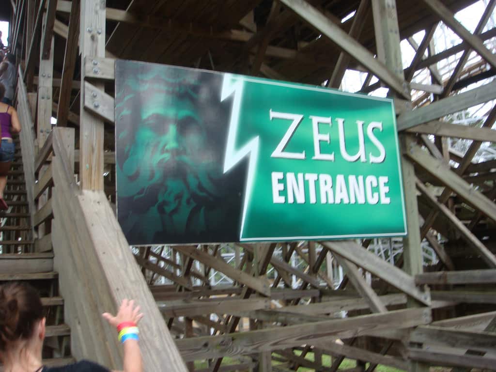 Mt Olympus Theme Park Zeus Ride