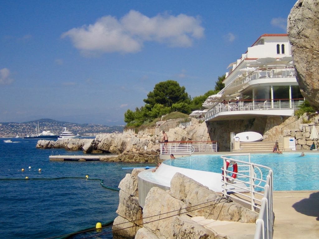 Hotel du Cap Eden Roc pool area in Cap d'Antibes