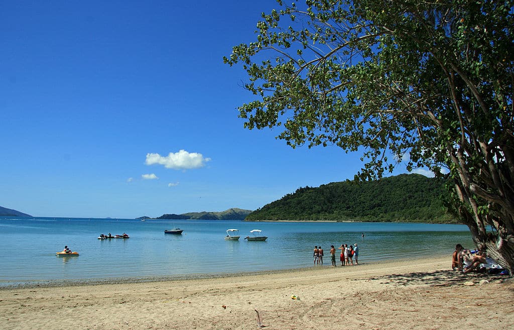 Happy Bay Long Island Whitsunday Islands Queensland