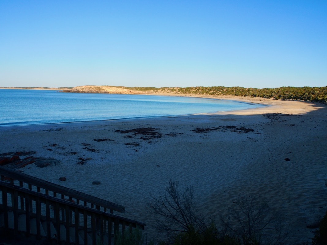 Dolphin Bay Innes National Park