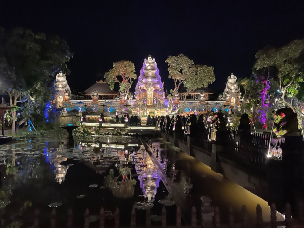 Ubud Water Palace Pura Taman Saraswati Temple and lotus pond