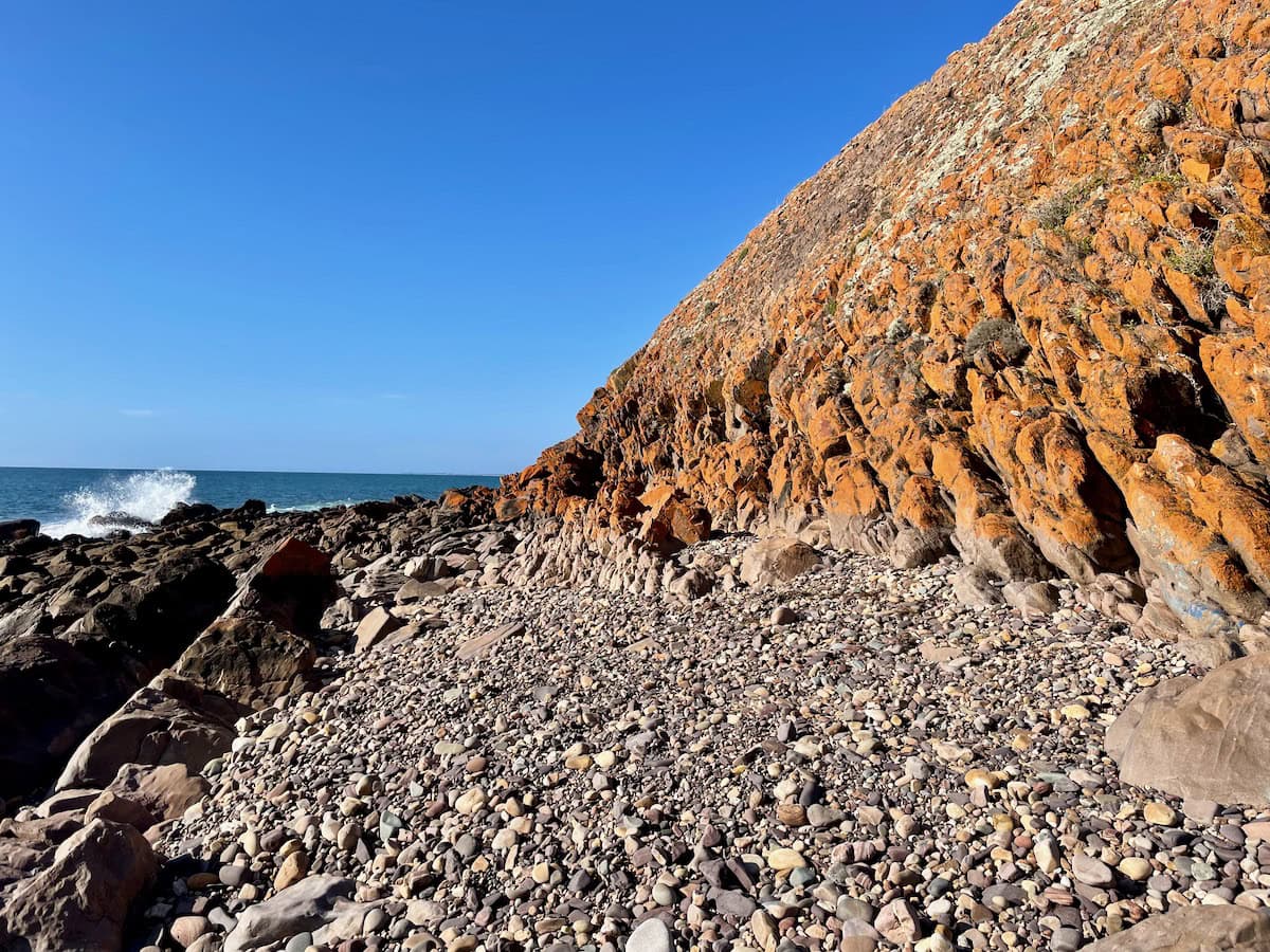 Rocky Beach below Hallett Cove Boardwalk