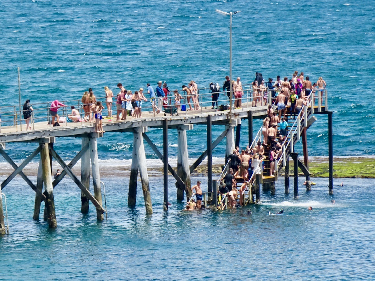 Port Noarlunga Jetty Packed with People