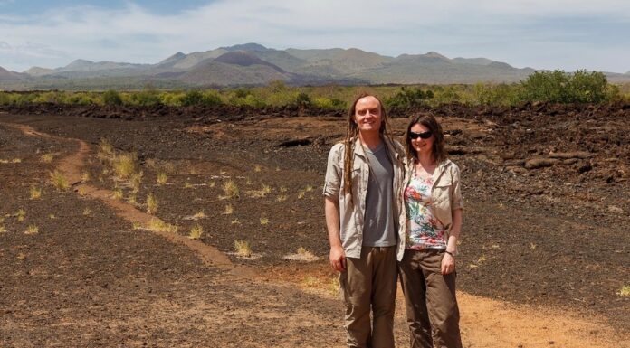 Finding the Universe Travel Bloggers Laurence Norah and Jessica Norah