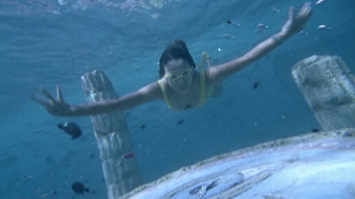 Underwater Greek Temple Fishtales 2007 Film Scene