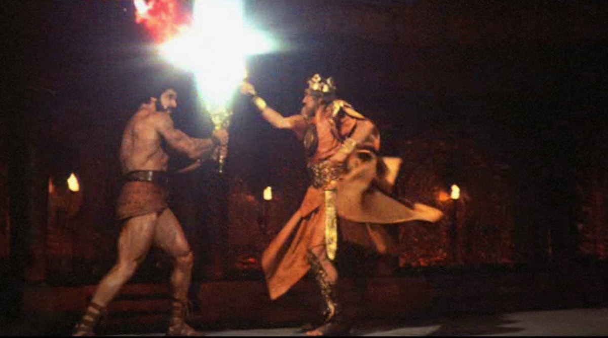 Hercules Sword Fight King Minos