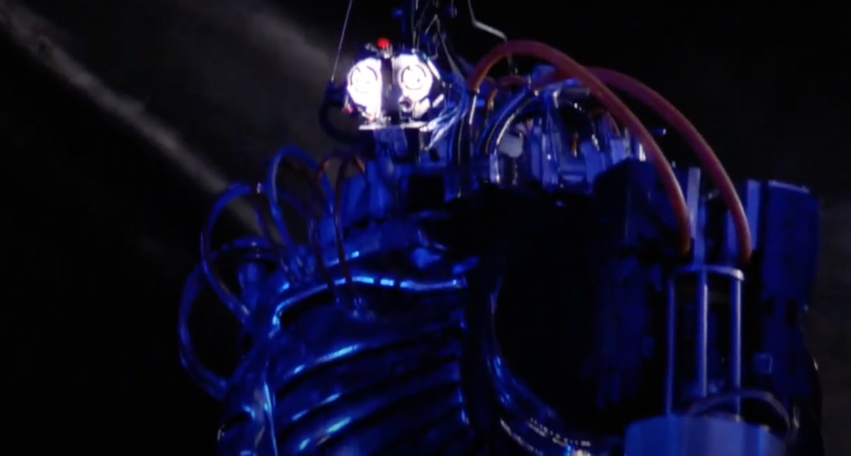 Saturn 3 Malevolent Robot Hector