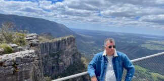 Grampians Pinnacle Walk Lookout View