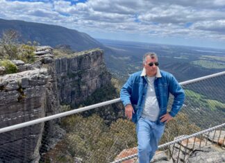 Grampians Pinnacle Walk Lookout View