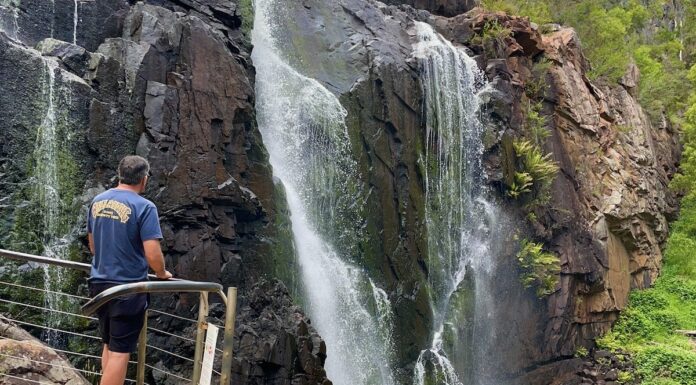 MACKENZIE FALLS Walk Guide: Waterfall Hike Tips & Highlights MacKenzie Falls Waterfall Grampians National Park