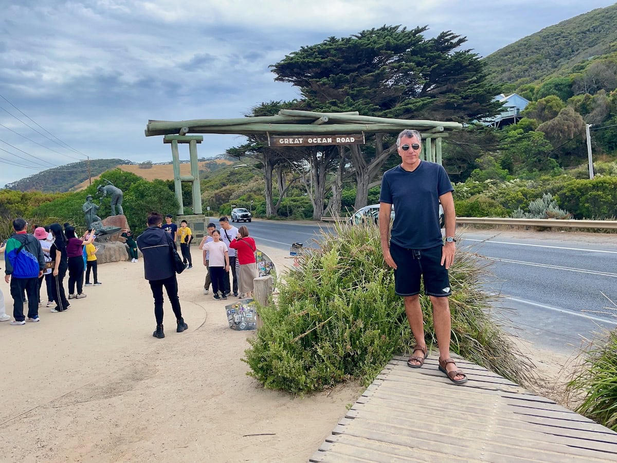 Great Ocean Road Sign Memorial Arch