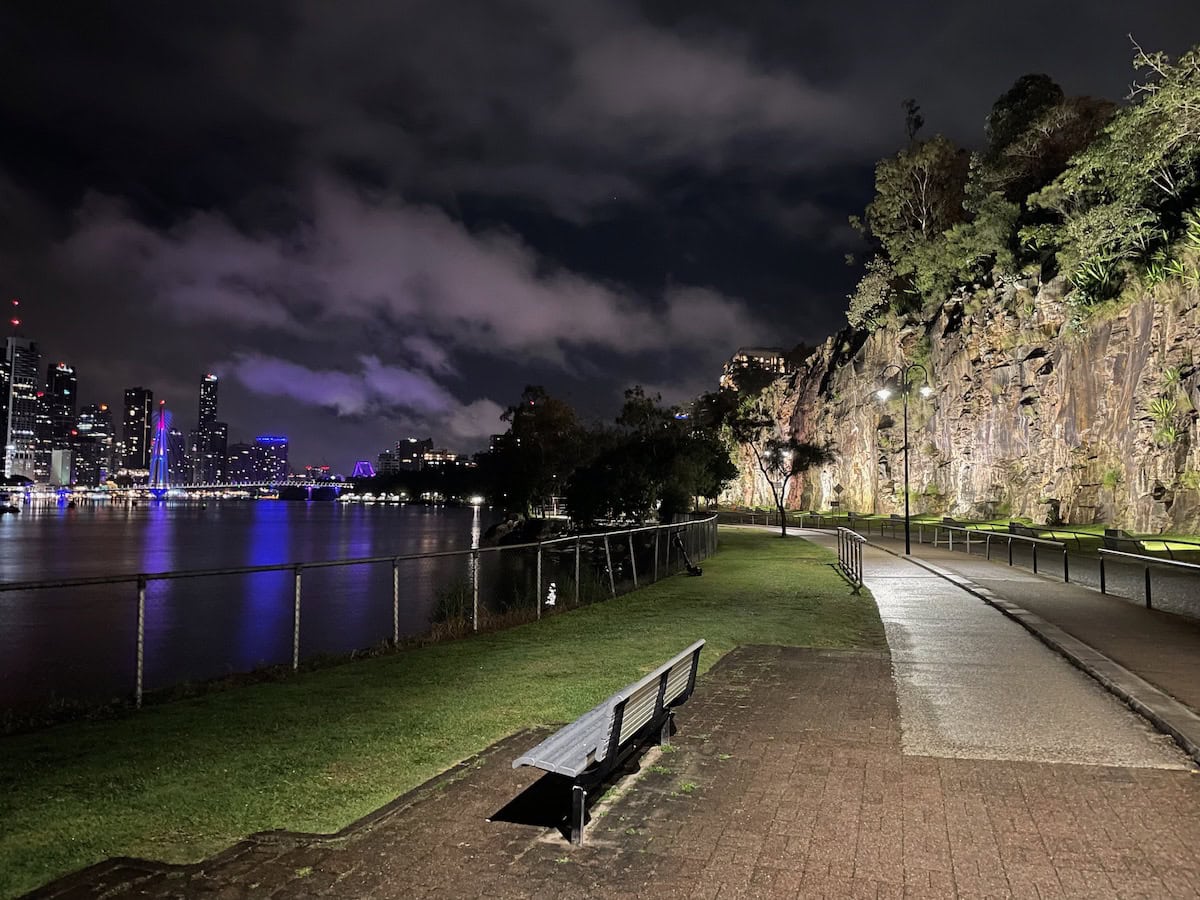 Kangaroo Point Cliffs Pathway Brisbane River Night