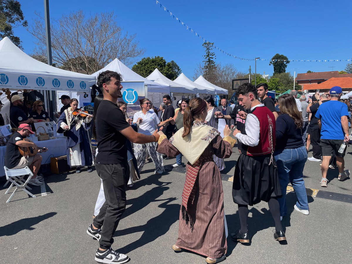Lets Go Greek Festival Parramatta Visitors Dancing