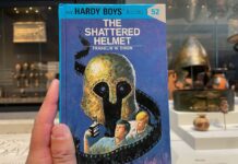 The Hardy Boys 52 The Shattered Helmet